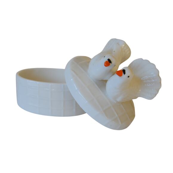 Vintage Dove Ring Box Bridal or Engagement Gift - Picture 1 of 3